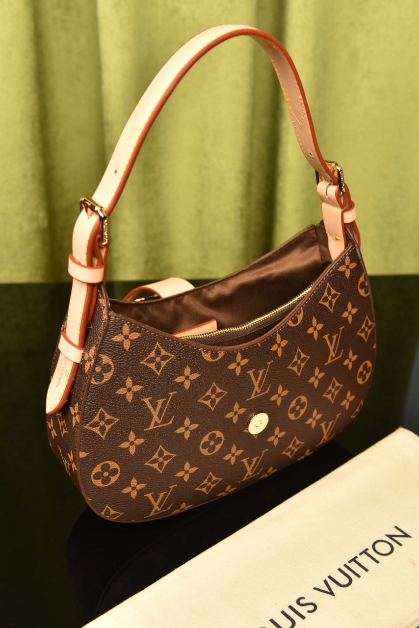 LVS - Low Key Shoulder Bag