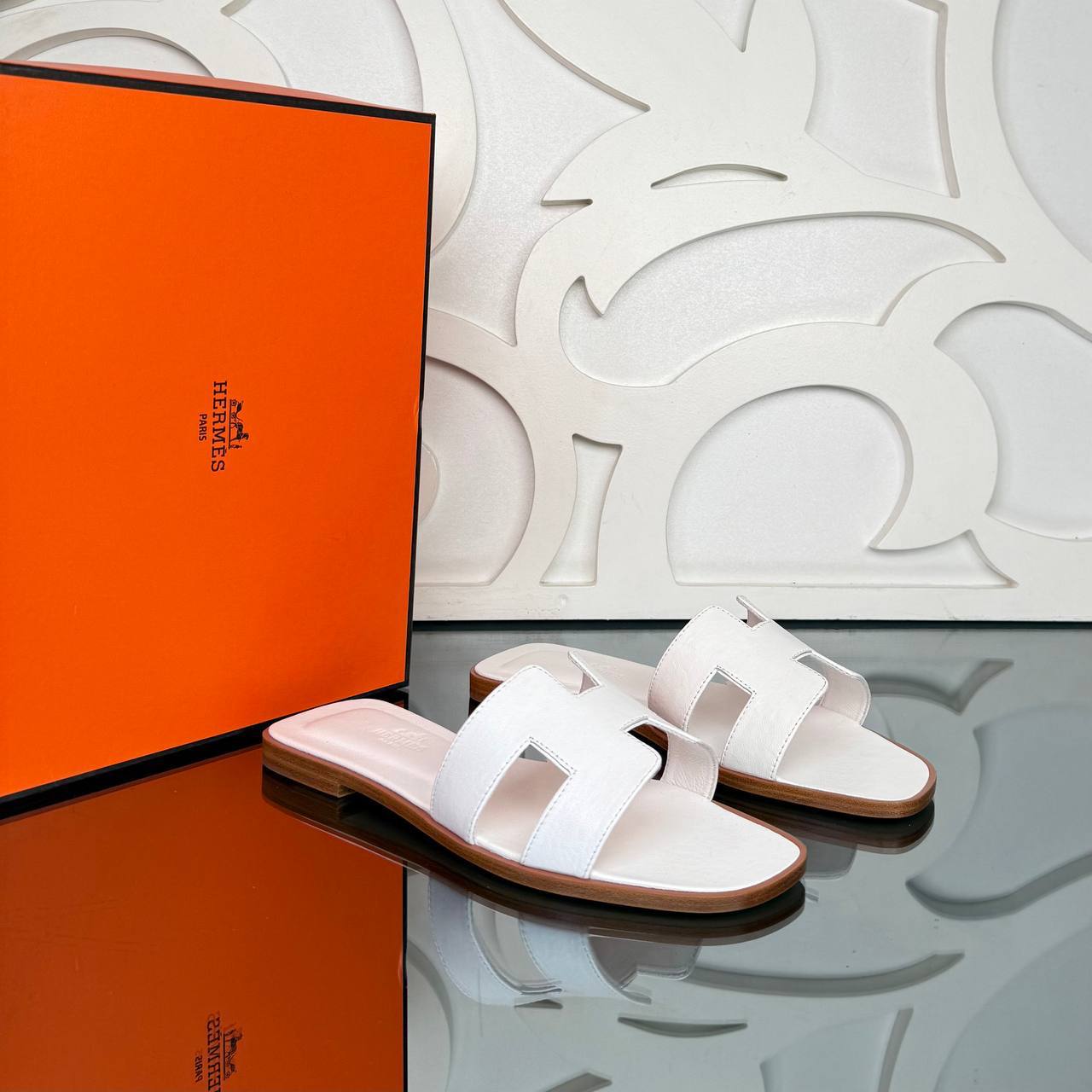 Hms Kelly 22 Bag and Slipper Set