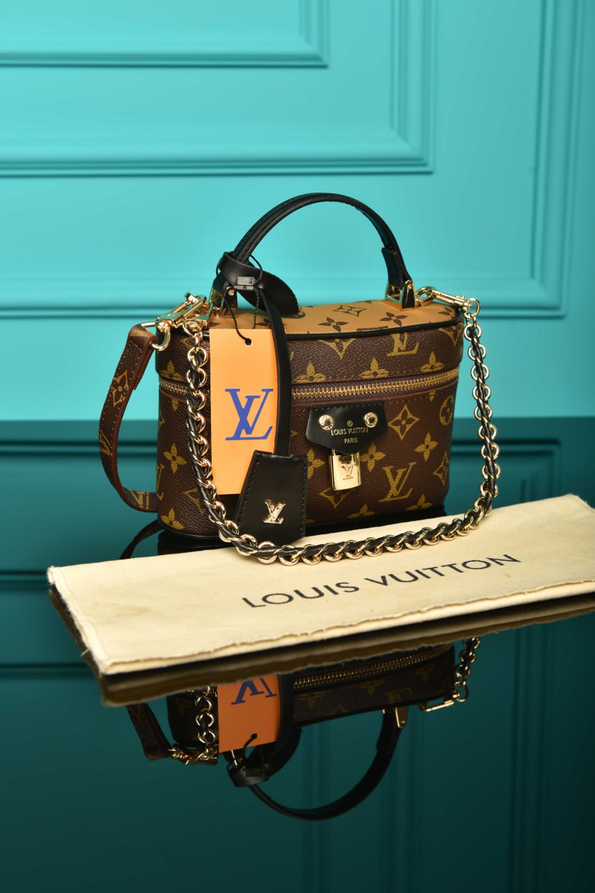 LVS - Vanity Chain Pouch