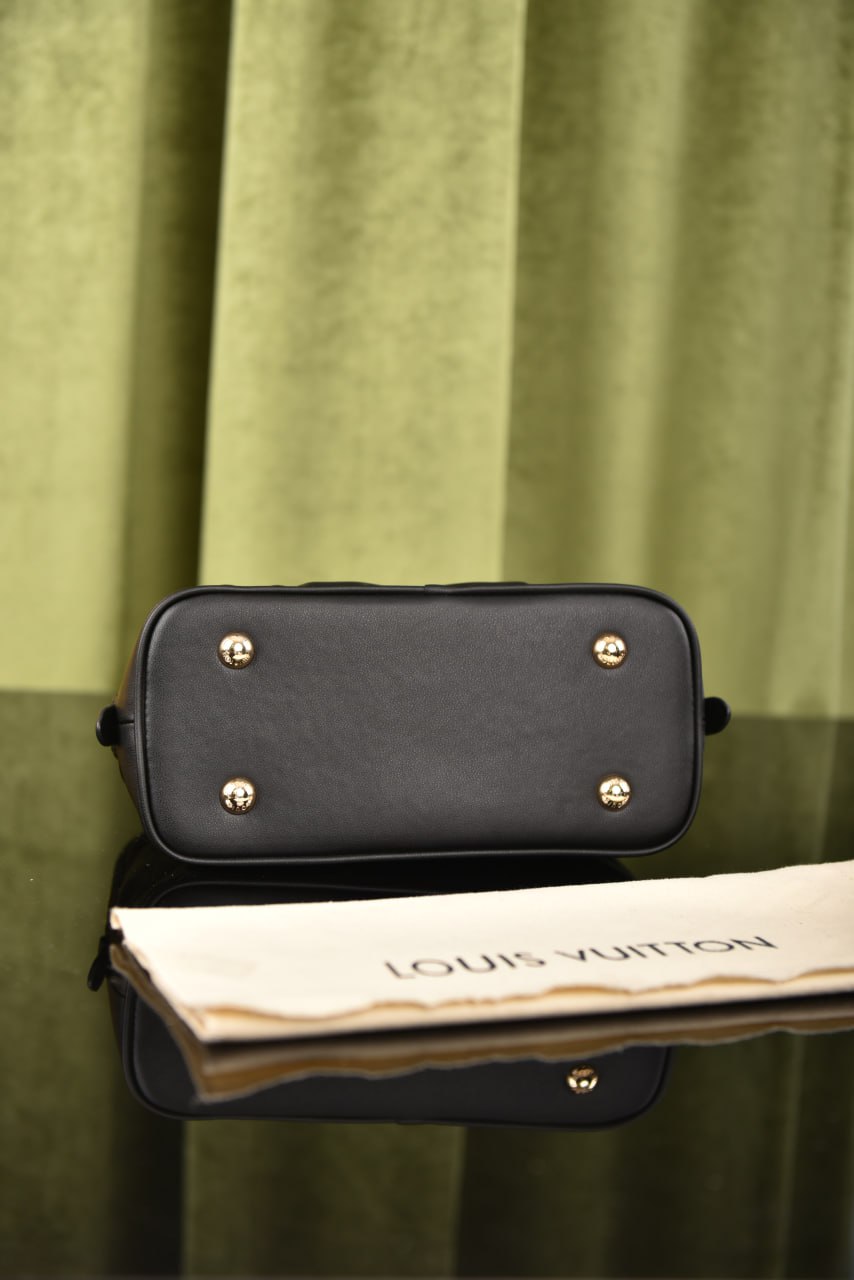 LVS - Alma BB Black