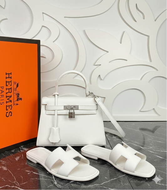 Hms Kelly 22 Bag and Slipper Set