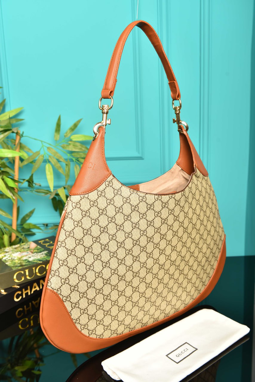 GG - B Large Shoulder Bag