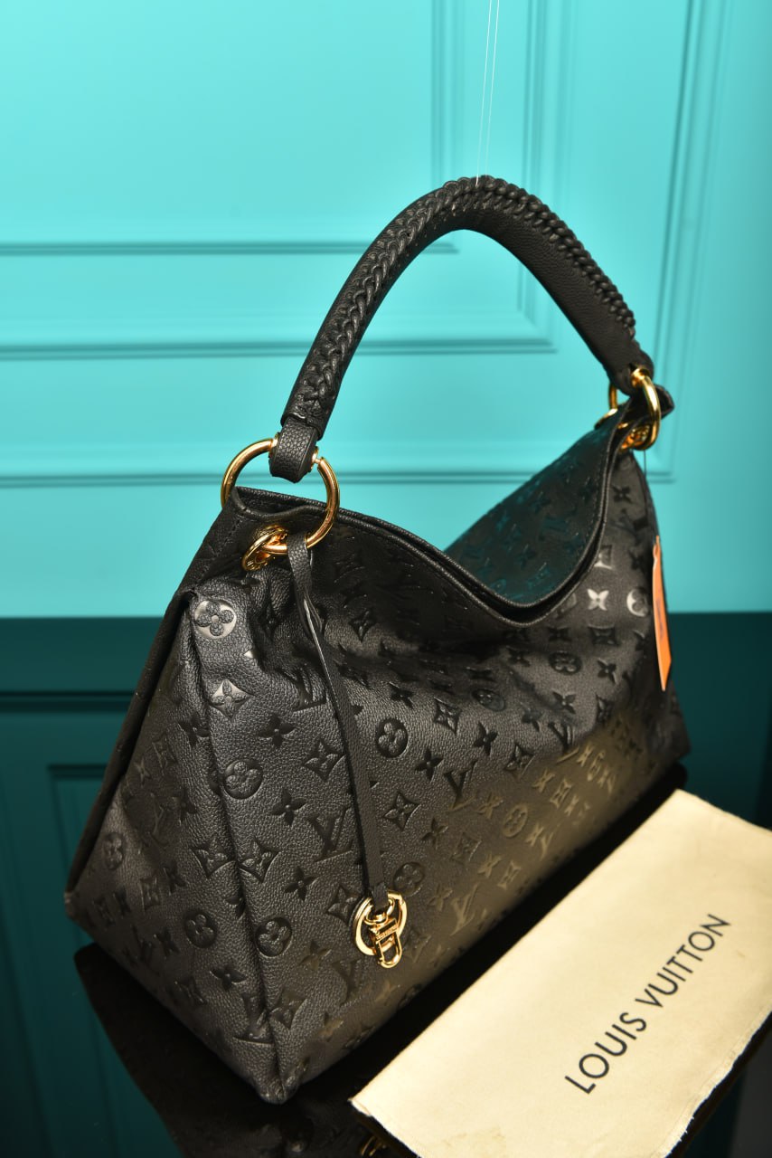 LVS - Artsy ( Black )