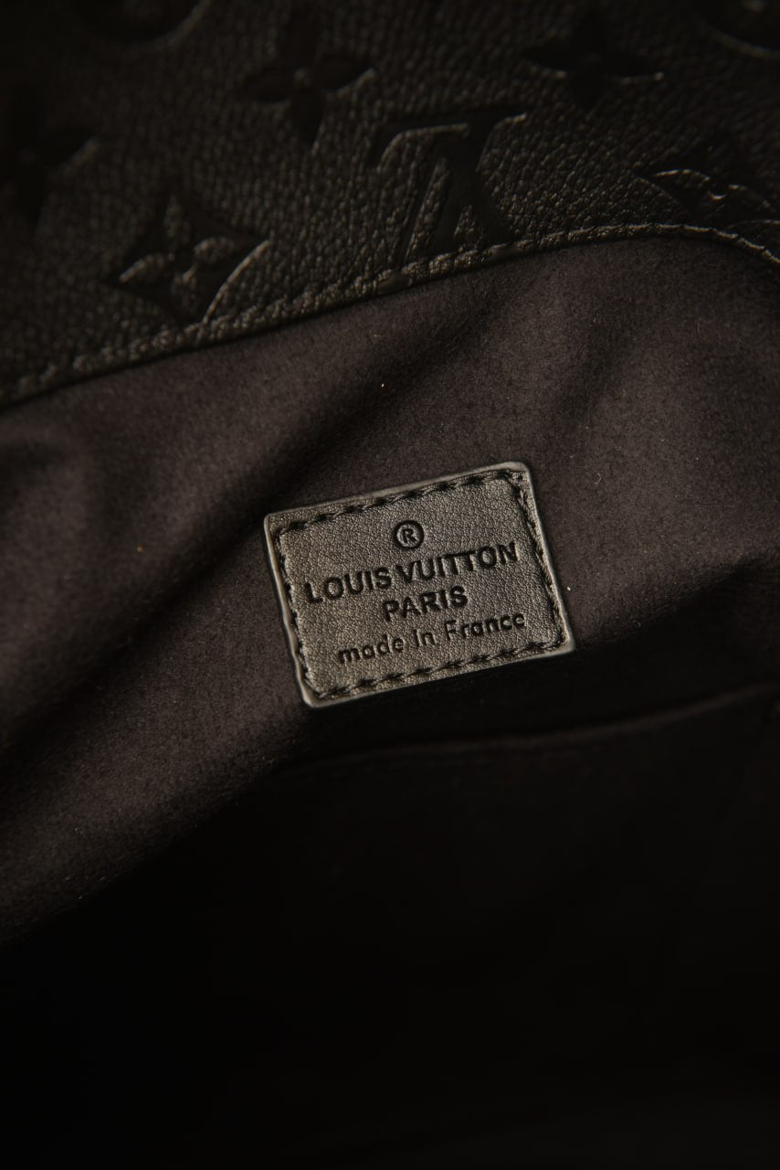 LVS - Artsy ( Black )