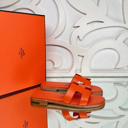 Hms Kelly 22 Bag and Slipper Set